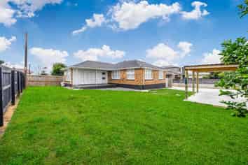 128 & 128A Wyllie Road, Papatoetoe