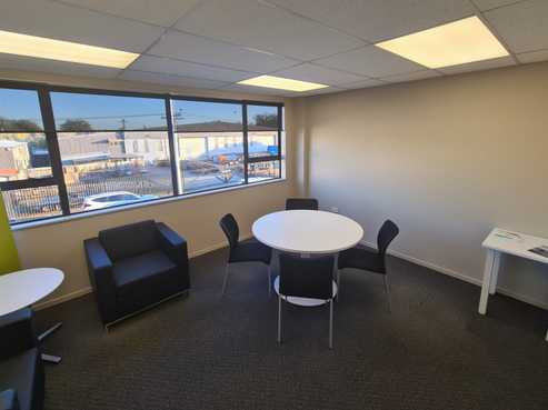 Smart 197sqm office – Professional and affordable
