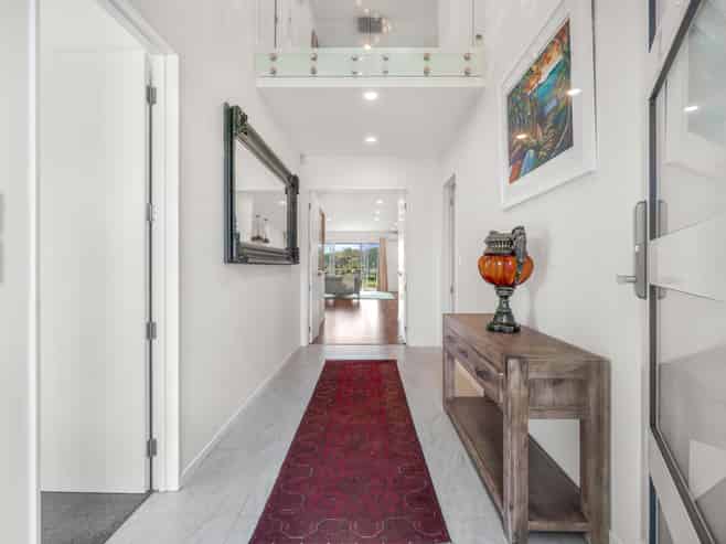 94 Pohutukawa Parade, Riverhead