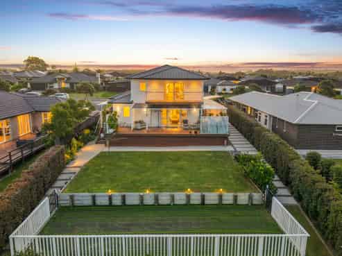 94 Pohutukawa Parade, Riverhead