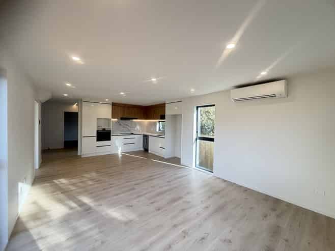 51D Priestley Drive, Bucklands Beach