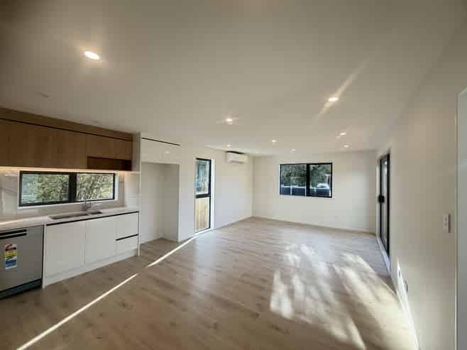 51D Priestley Drive, Bucklands Beach