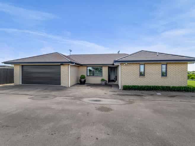 225 Norfolk Road, Norfolk