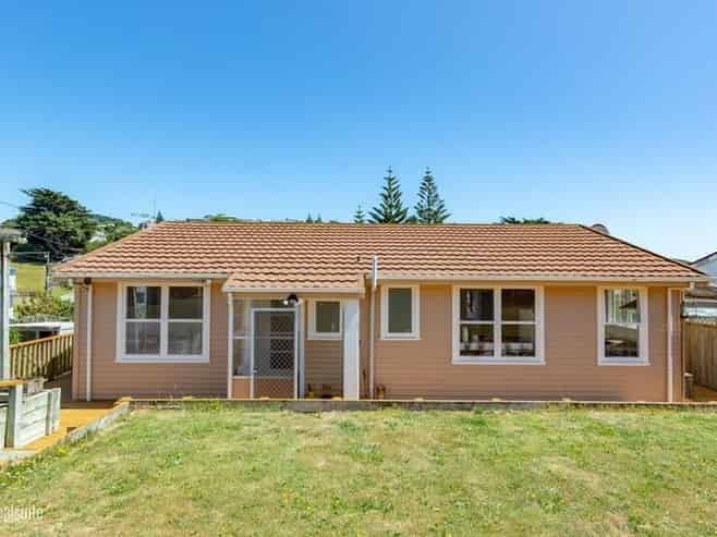 7 Matatiro, Titahi Bay