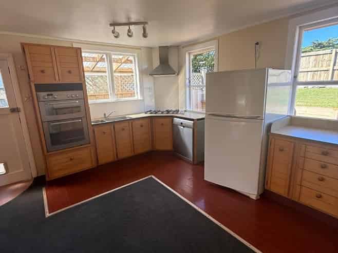 7 Matatiro, Titahi Bay