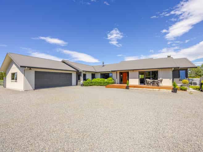 112A Mt Herbert Road, Waipukurau