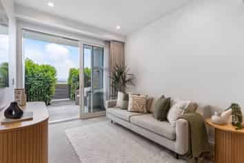 G04/26B Racecourse Parade, Avondale