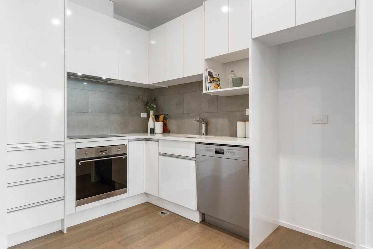 Sunset Views, Seamless Living - Mehr