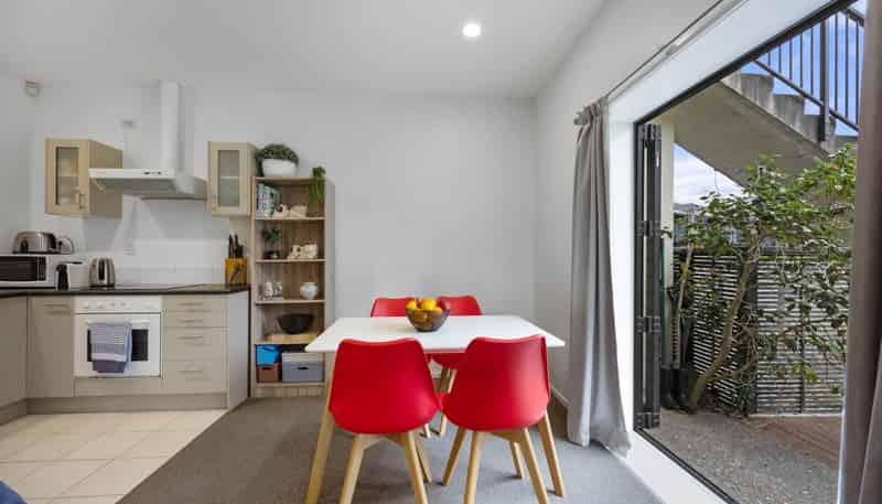 GM/193 Main Highway, Ellerslie