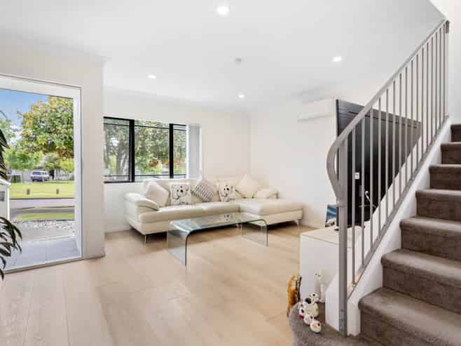 7 Oakville Avenue, Flat Bush