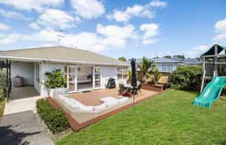 18 McRae Road, Mount Wellington