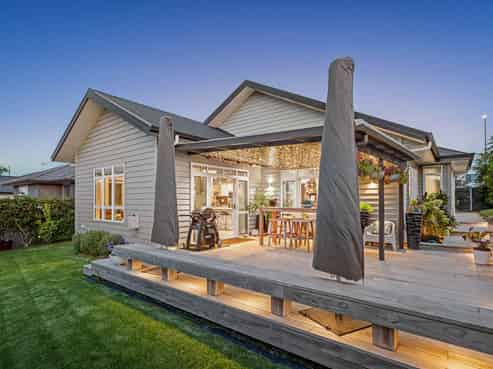 39 Manuel Road, Silverdale