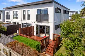 2 Tautaiao Lane, Papakura