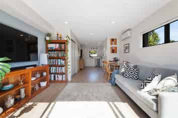 2 Tautaiao Lane, Papakura