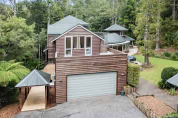 30 Fawcett Road, Laingholm