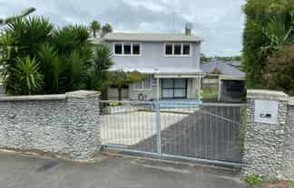 63 Riddell Road, Glendowie