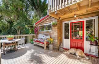 51 Wood Bay Road, Titirangi