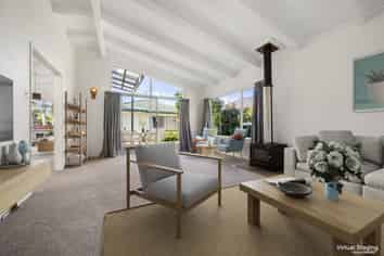 22 Doment Crescent, Orewa