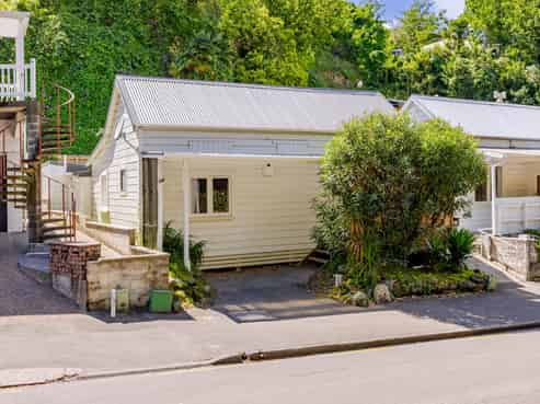 27 Milton Road, Bluff Hill