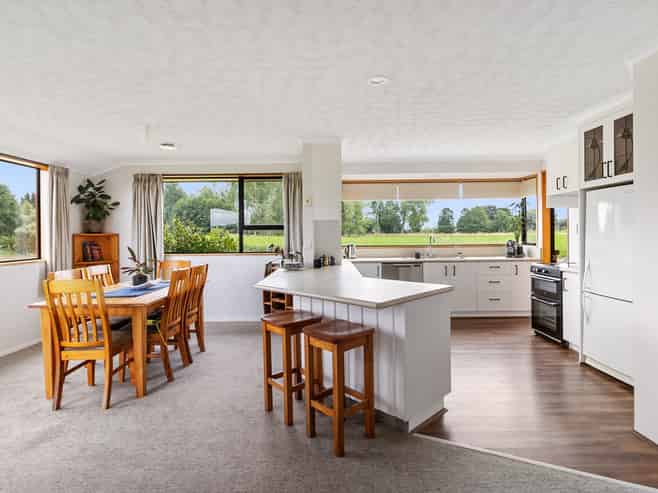 206 Winchester Geraldine Road, Geraldine Flat