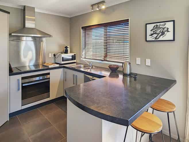 2 Percy Kinsman Crescent , Riverstone Terraces