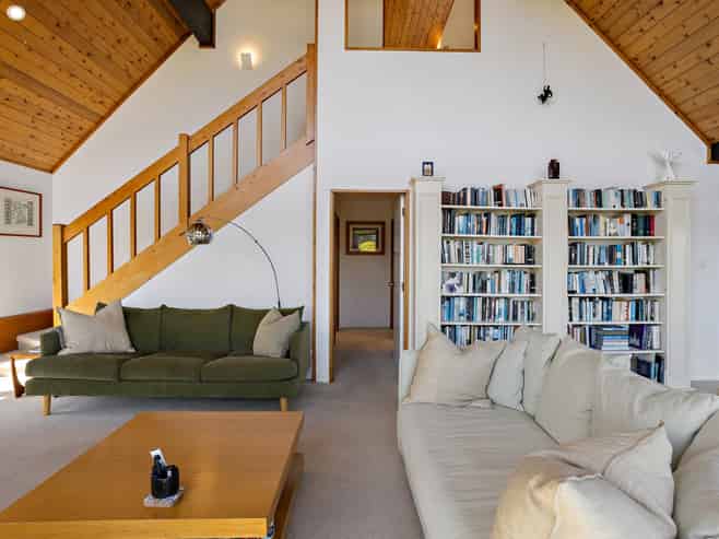 21 Haddon Crescent, Whitianga