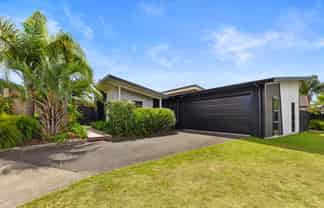 14 Sarah Place, Papamoa