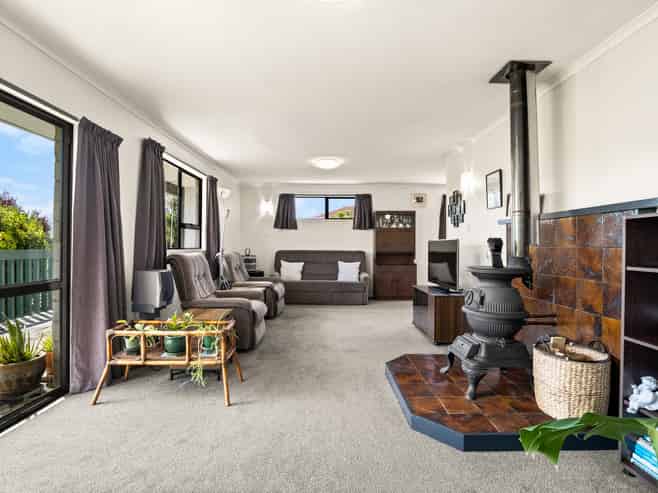 33 Walton Park Avenue, Fairfield