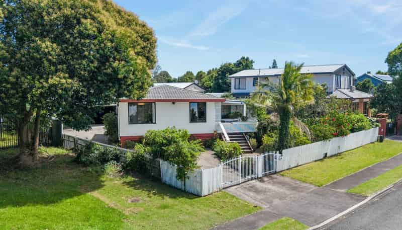 15 Marinich Drive, Ranui
