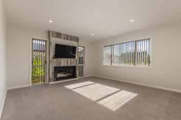39 Coutts Way, Fitzherbert