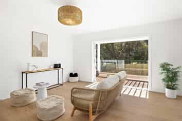 5 Twilight Bay, Omaha