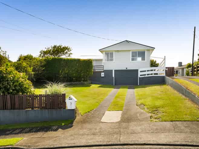 7 Hulke Crescent, Bell Block
