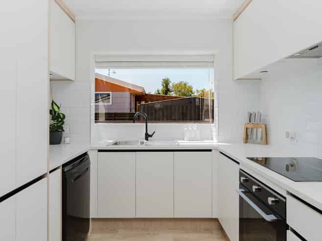 15C Breckons Avenue, Nawton