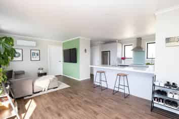 4c Fernleigh Street, Kerepehi