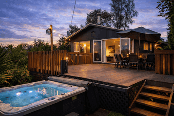 47 Waitakere Road, Waitakere