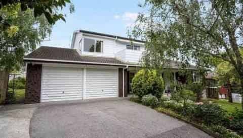 9 Harry Human Heights, Meadowbank