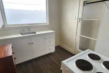 1/11 Longfellow Street, Sydenham