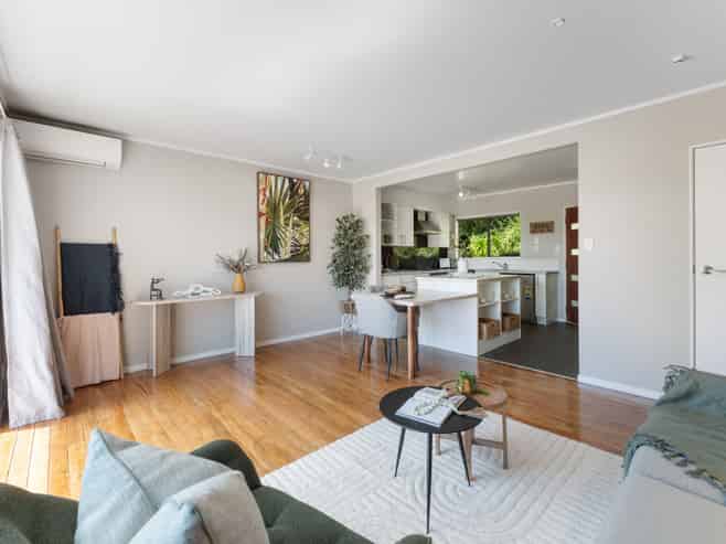 2/22 Woodside Avenue, Northcote