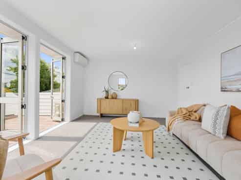 1 Phillip Parade, Forrest Hill