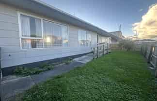 2/100 Cargill St , Papakura