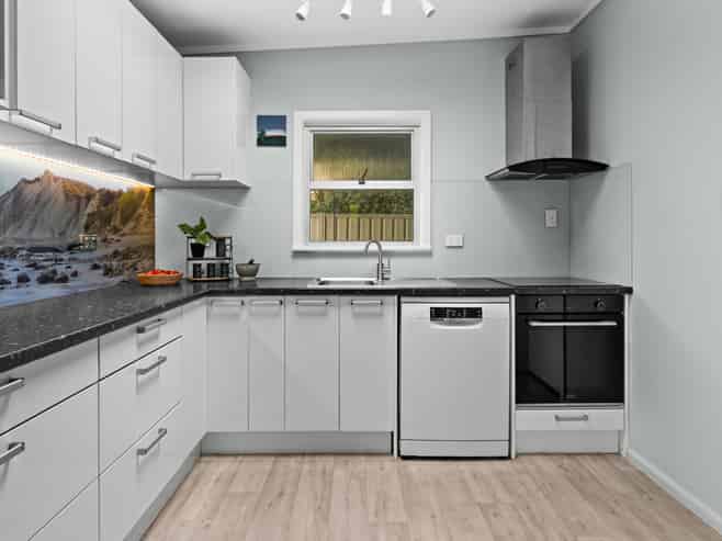 292 Clifton Road, Te Awanga