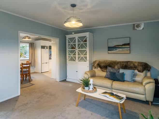 292 Clifton Road, Te Awanga