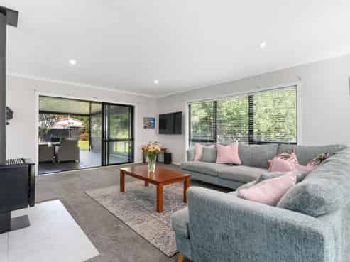 74A Park Road, Carterton