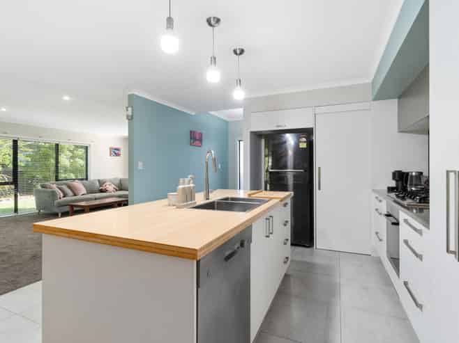 74A Park Road, Carterton