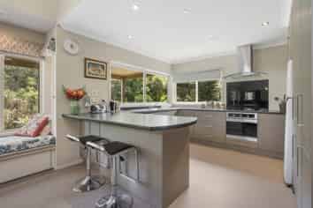 4 Highfields Drive, Katikati