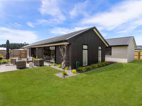 7 Boyce Lane, Amberley