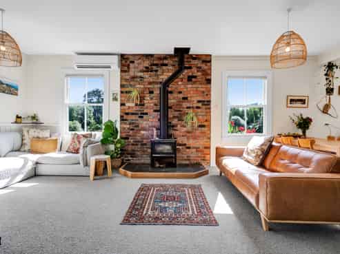 1 Mahuru Lane, Okato