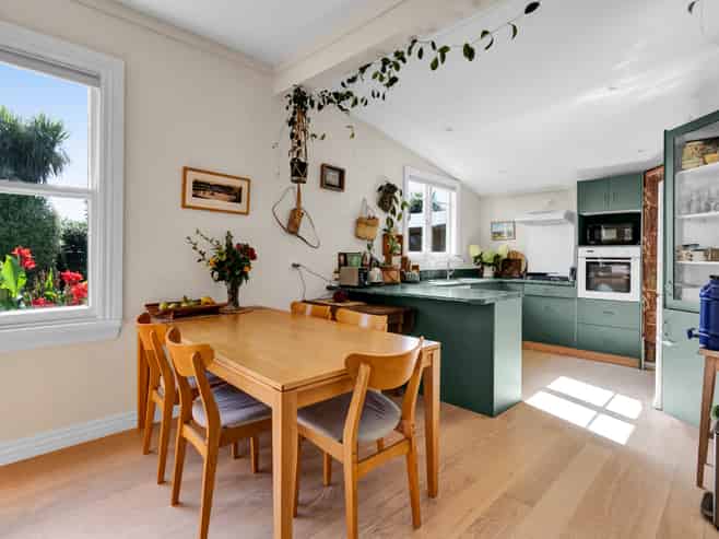 1 Mahuru Lane, Okato