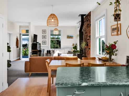 1 Mahuru Lane, Okato