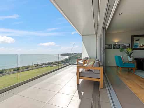 10/93 St Aubyn Street, New Plymouth